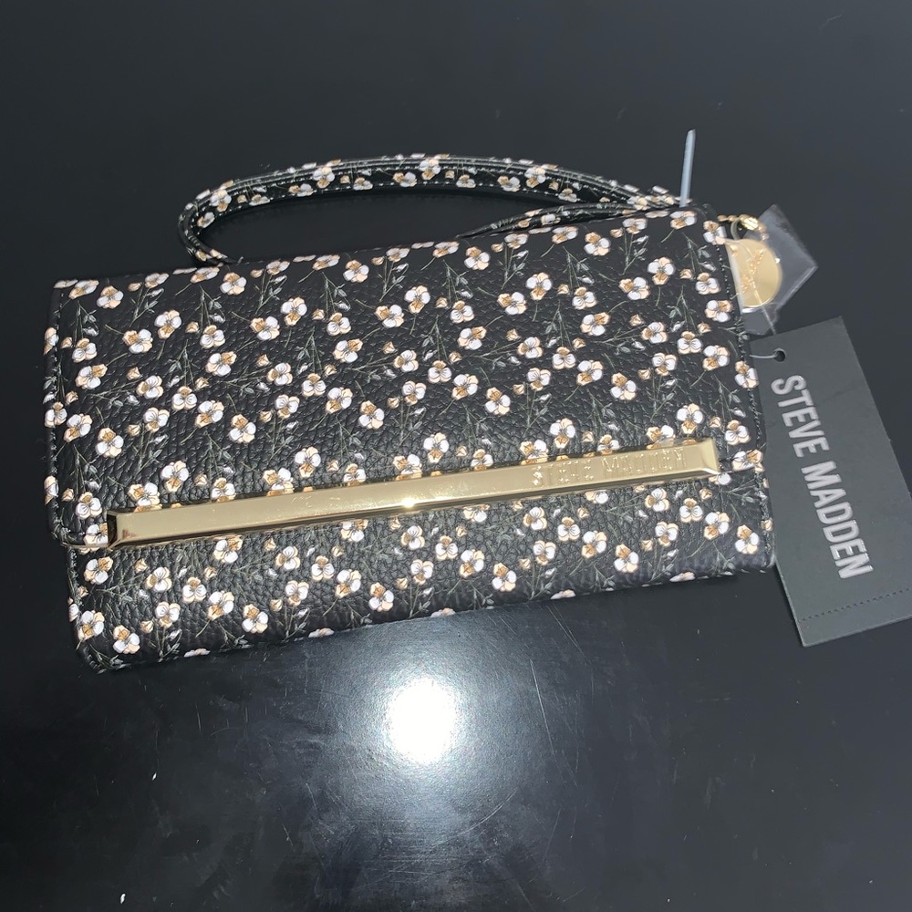 Steve Madden medium Wallet